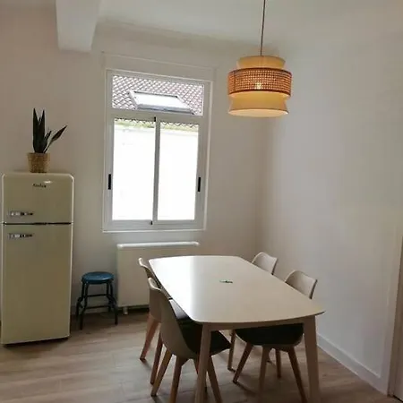 Apartamento Sanchez Barcaiztegui III *