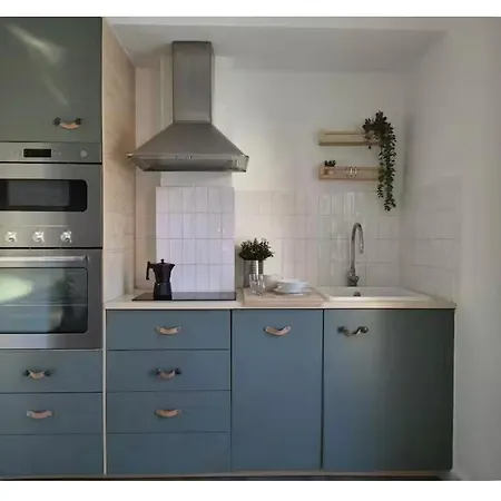 Apartamento Sanchez Barcaiztegui III דירה *